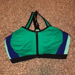 Sports bra